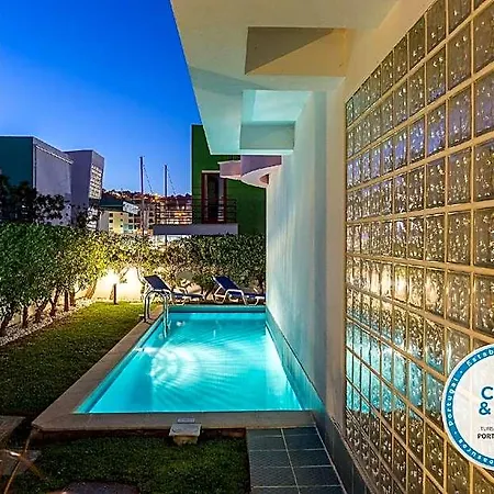 With Private Pool, Garden, Terrace And Marina View Hotel 3*