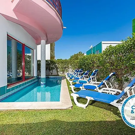 With Private Pool, Garden, Terrace And Marina View 3* Albufeira
