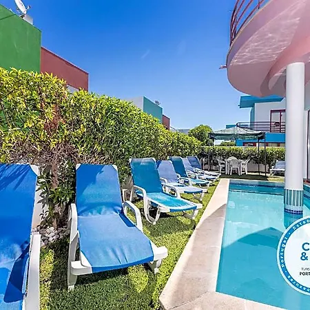 With Private Pool, Garden, Terrace And Marina View Albufeira